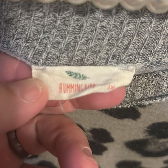 Hummingbird Cheetah Print Sweatshirt. Size 3XL - Picture 3 of 3